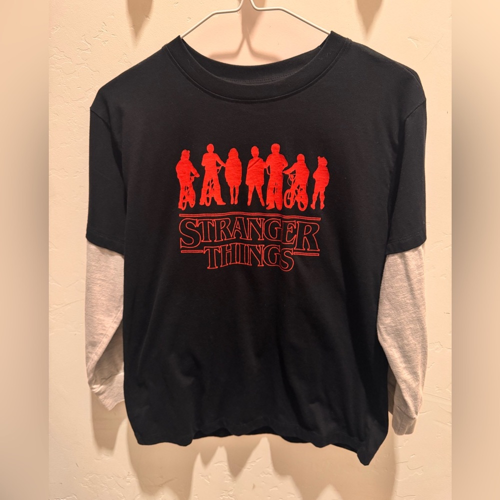 Netflix Stranger Things Graphic T-Shirt Size 13/14